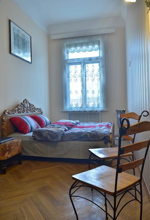 Griboedov Hostel & Suites Тбилиси Номер фото