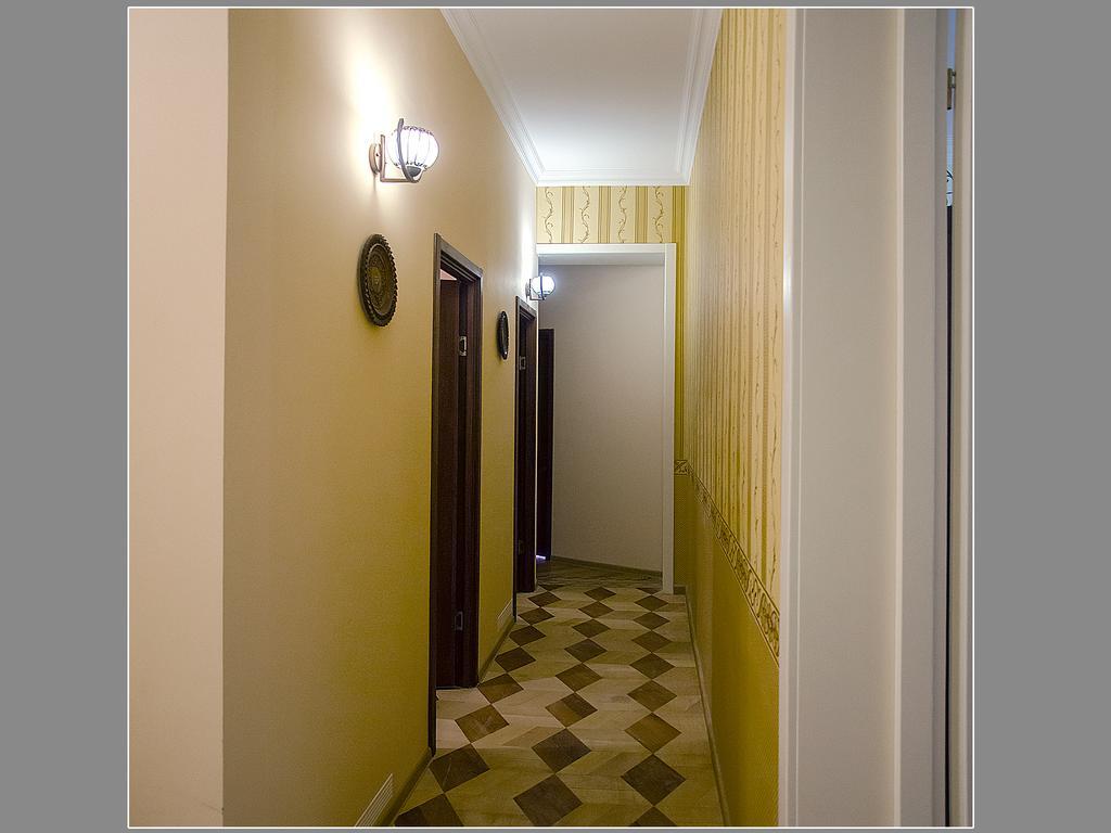 Griboedov Hostel & Suites Тбилиси Экстерьер фото