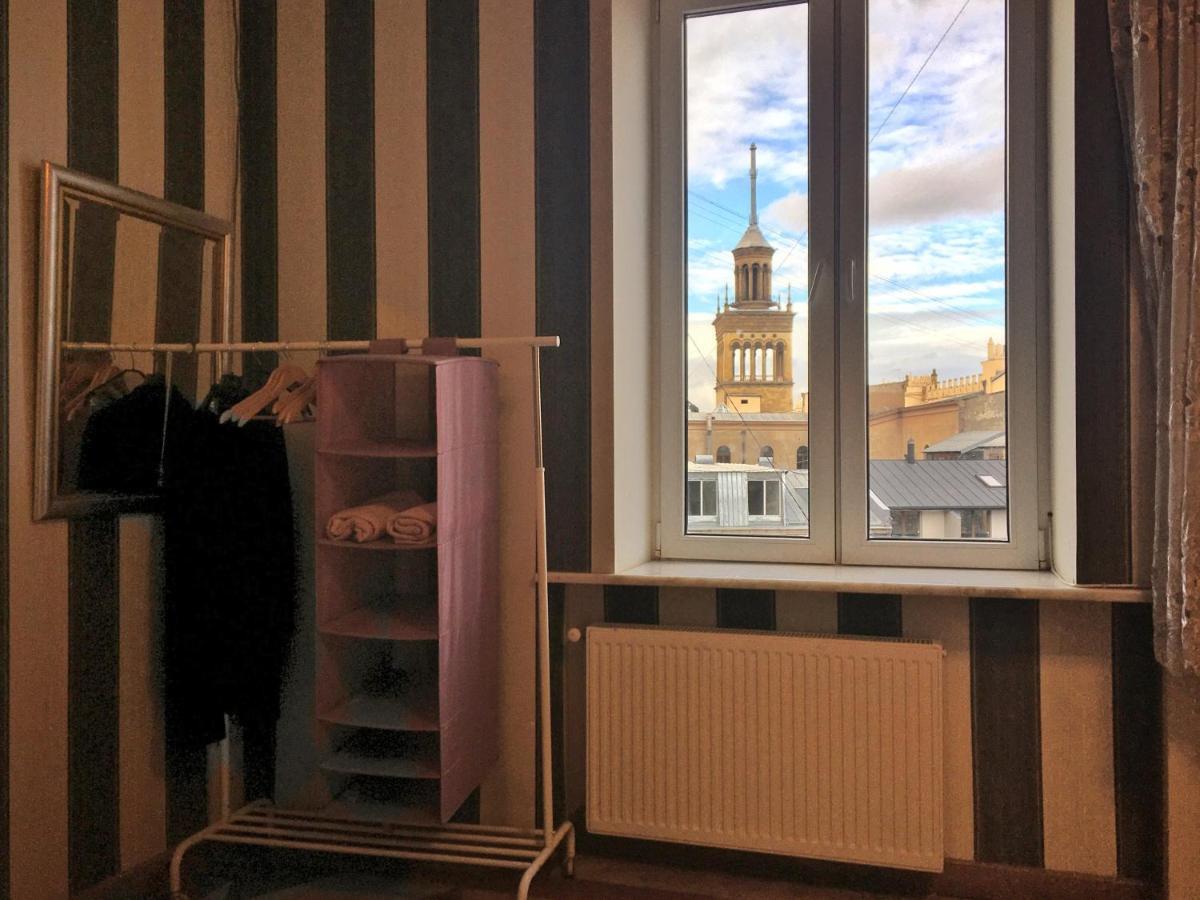 Griboedov Hostel & Suites Тбилиси Экстерьер фото